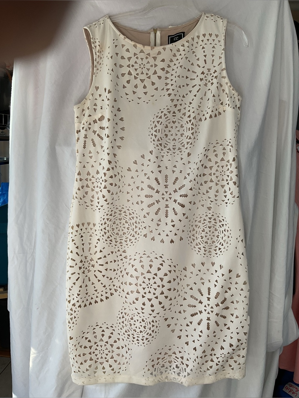 R&M Richards Cream Laser-Cut Sleeveless Shift Dress